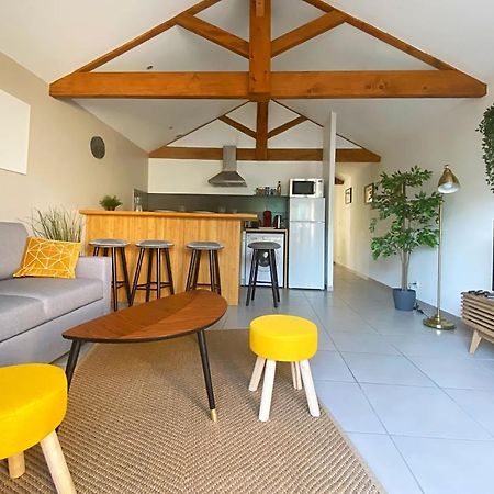 Un Cocon Pour 2 Ou 4 - Merignac -Jacuzzi - Netflix - Tram A Apartment Exterior photo
