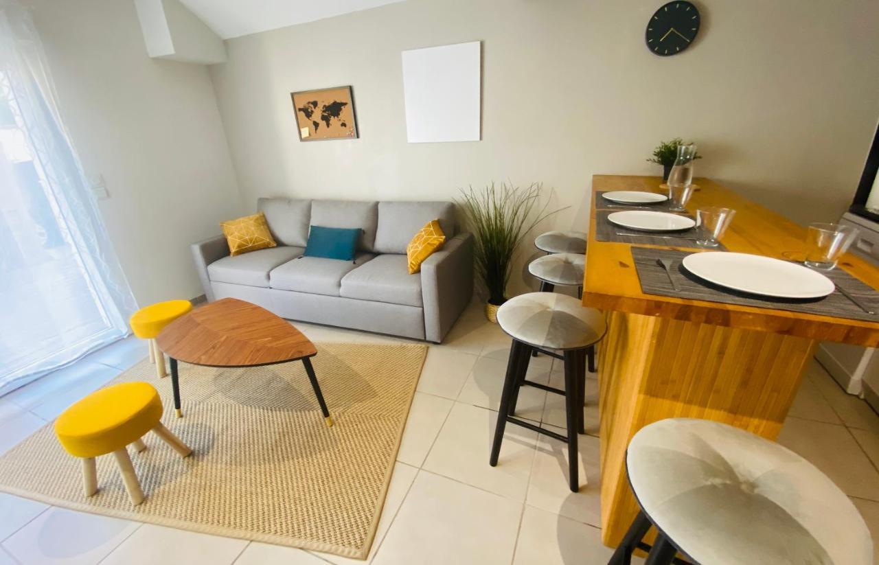 Un Cocon Pour 2 Ou 4 - Merignac -Jacuzzi - Netflix - Tram A Apartment Exterior photo